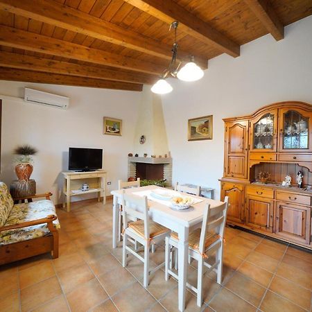 Apartament L'Oliveto Nuxis Zewnętrze zdjęcie
